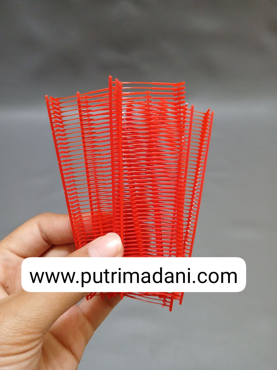 Tag Pin Merah 25mm putrimadani 081514099332